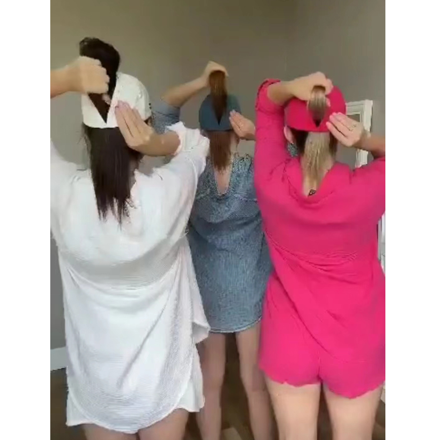 Women's Fashion Magnetic Ponyt - огляд і ціна Badminton Europe